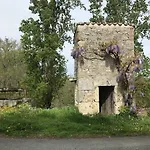 Bed & Breakfast Le Peyrail 3*