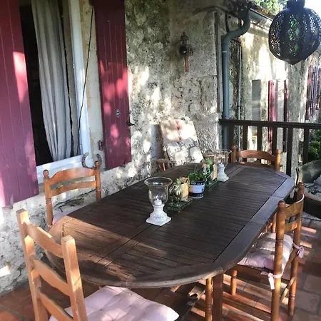 Couette-café Le Peyrail