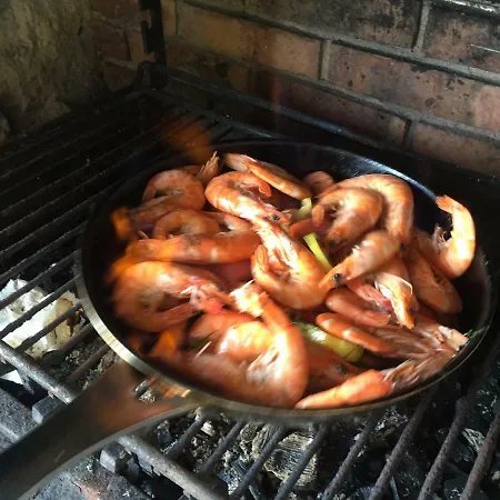 Le Peyrail Couette-café 3*