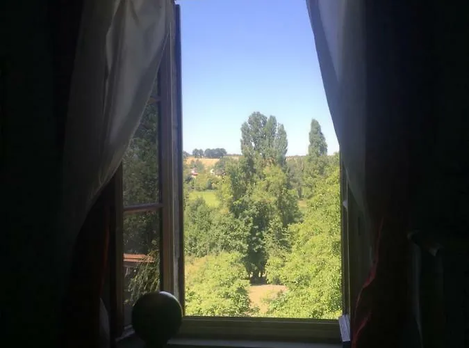 Bed & Breakfast Le Peyrail Les Lèves-et-Thoumeyragues