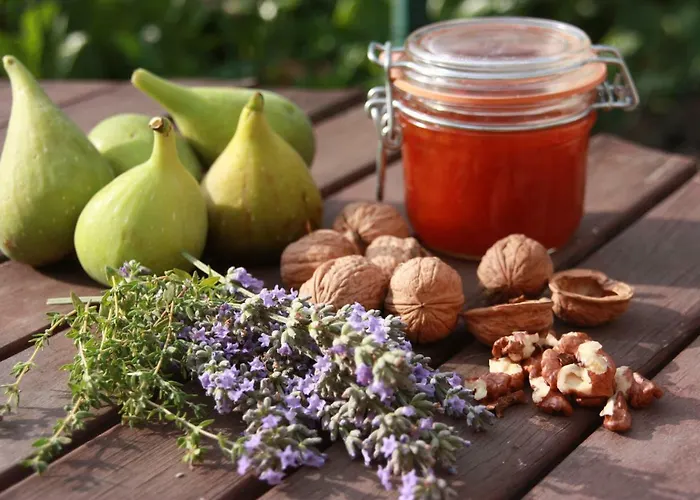 Le Peyrail Bed & Breakfast