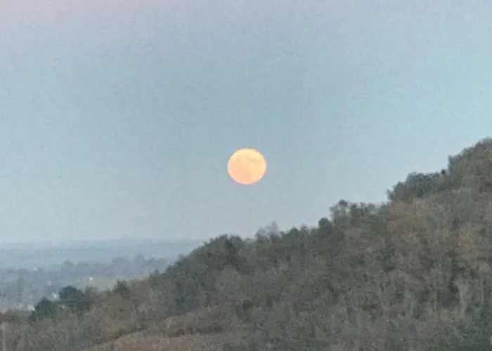 Le Peyrail Bed & Breakfast 3*