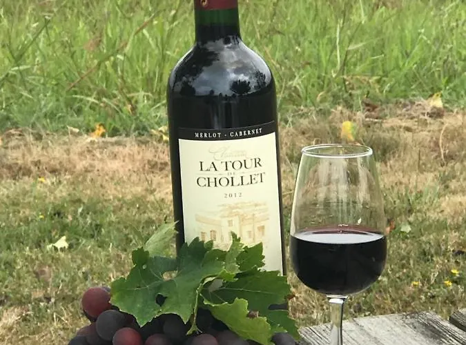 Le Peyrail Bed & Breakfast 3*